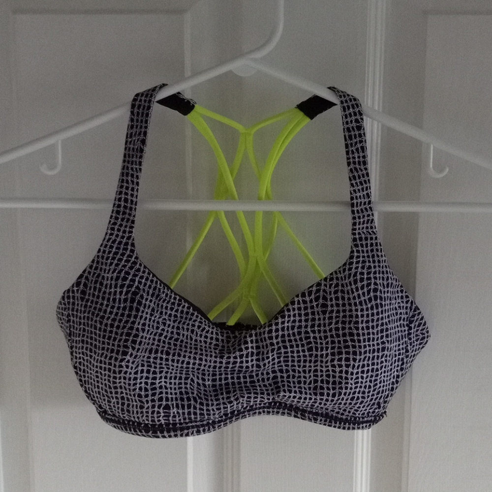Lululemon Free To Be Wild Sports Bra